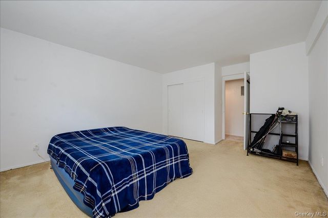 522 Shore Road 2V V, Long Beach, NY 11561