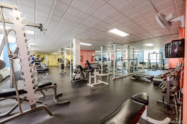 522 Shore Road 2V V, Long Beach, NY 11561