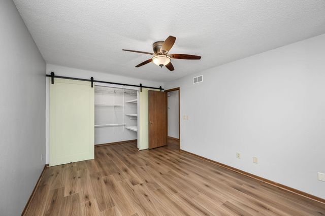 8654 134th Street W, Apple Valley, MN 55124