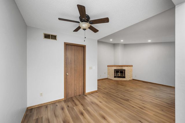 8654 134th Street W, Apple Valley, MN 55124