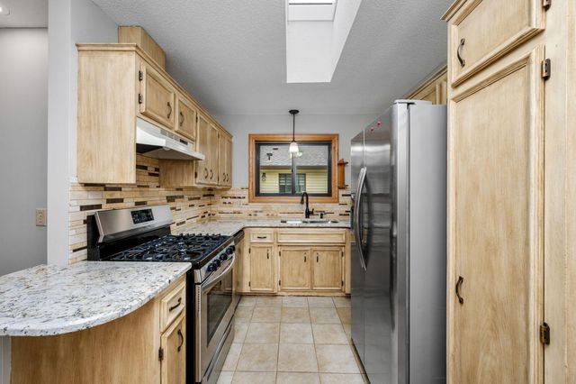 8654 134th Street W, Apple Valley, MN 55124