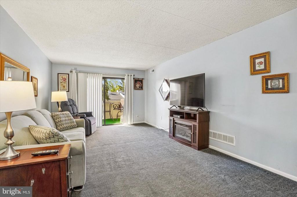 406 SUMMIT HOUSE #406, WEST CHESTER, PA 19382 — photo 4
