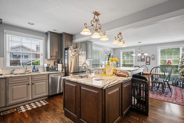 1121 S Crest Road, Rossville, GA 30741