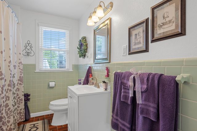 1121 S Crest Road, Rossville, GA 30741
