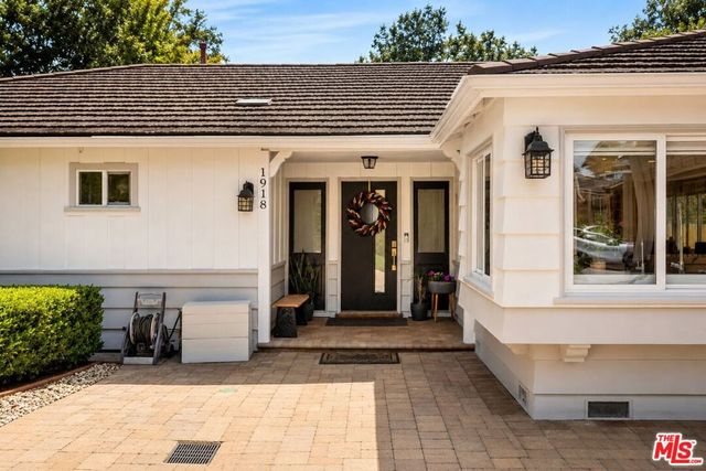 1918 Highland Oaks Drive, Arcadia, CA 91006