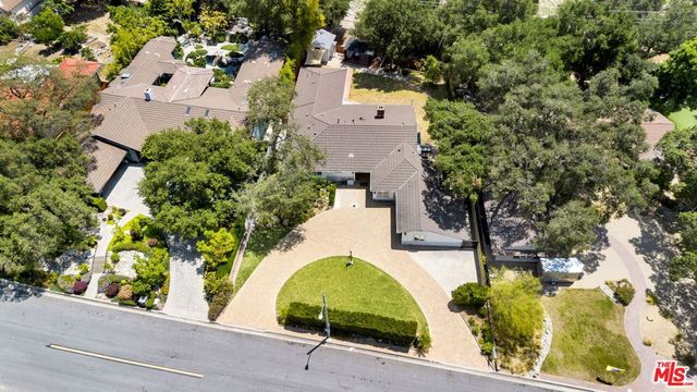 1918 Highland Oaks Drive, Arcadia, CA 91006