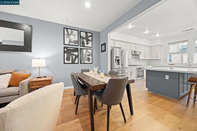 1147 Martin Luther King Dr, Hayward, CA 94541