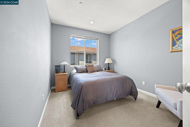 1147 Martin Luther King Dr, Hayward, CA 94541