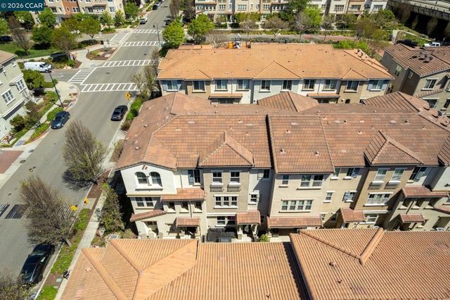 1147 Martin Luther King Dr, Hayward, CA 94541