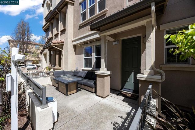 1147 Martin Luther King Dr, Hayward, CA 94541