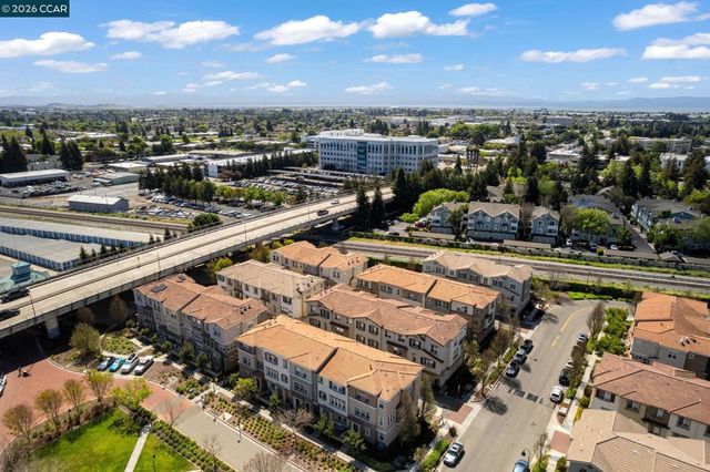 1147 Martin Luther King Dr, Hayward, CA 94541