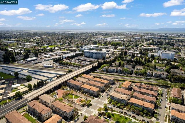 1147 Martin Luther King Dr, Hayward, CA 94541