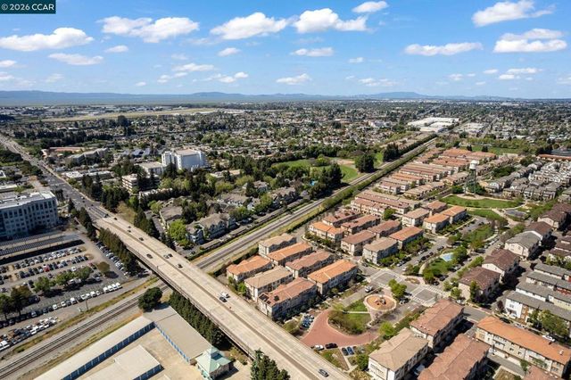 1147 Martin Luther King Dr, Hayward, CA 94541