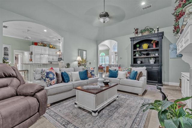 2001 Country Brook Drive, Weatherford, TX 76087