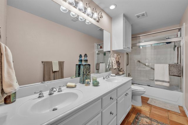 2001 Country Brook Drive, Weatherford, TX 76087
