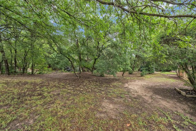 2001 Country Brook Drive, Weatherford, TX 76087