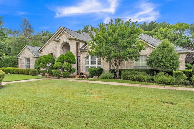 2001 Country Brook Drive, Weatherford, TX 76087