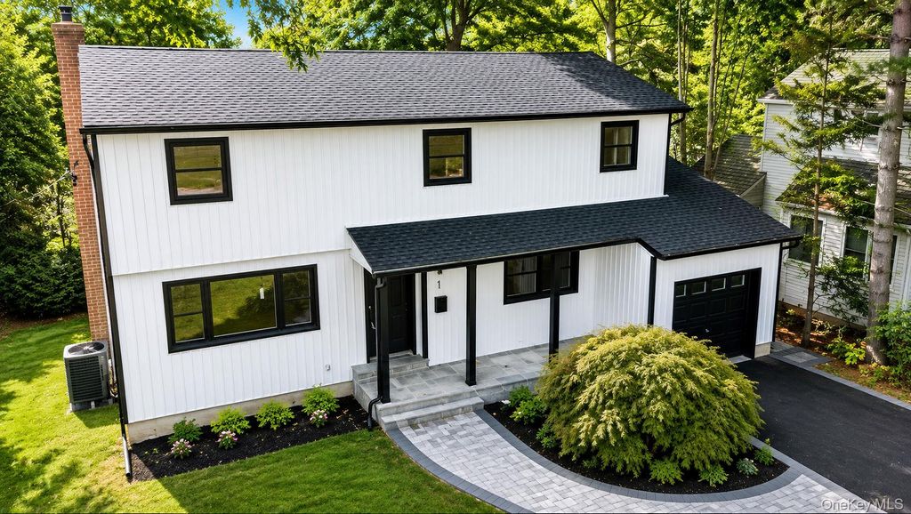 441 Roslyn Road, East Williston, NY 11596 — exterior