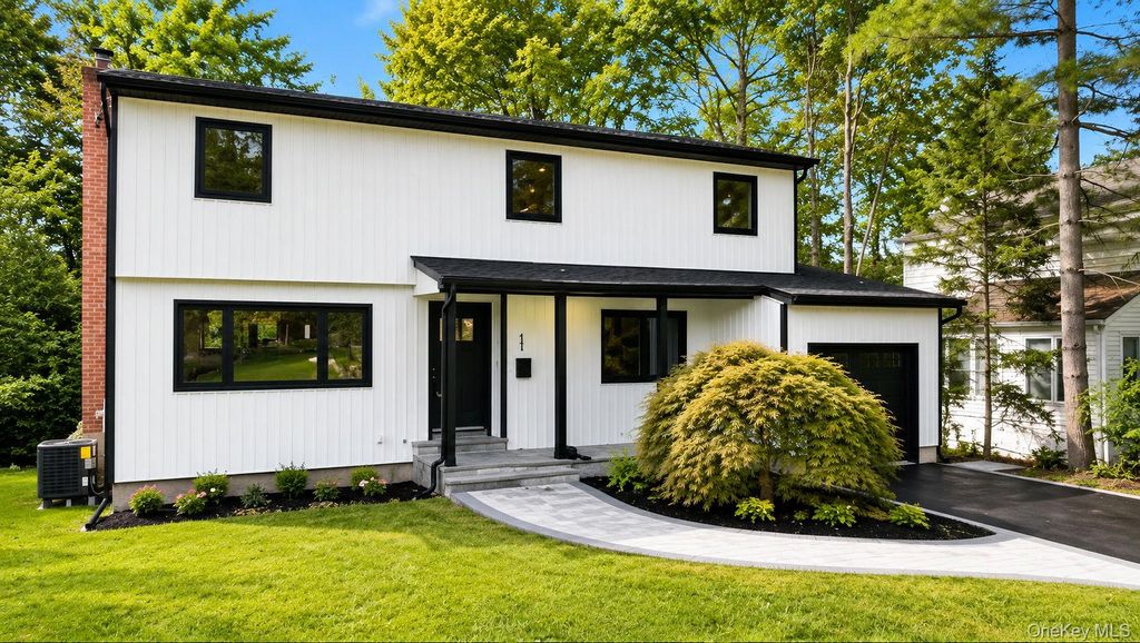 441 Roslyn Road, East Williston, NY 11596 — photo 5