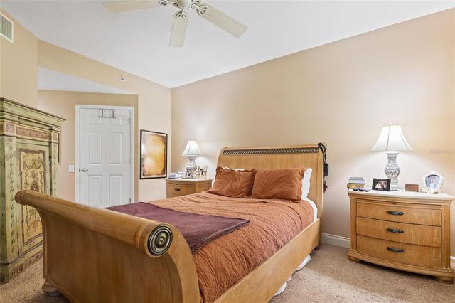 2061 CARRIAGE LANE 104, Clearwater, FL 33765