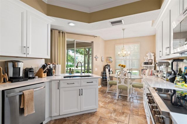 2061 CARRIAGE LANE 104, Clearwater, FL 33765