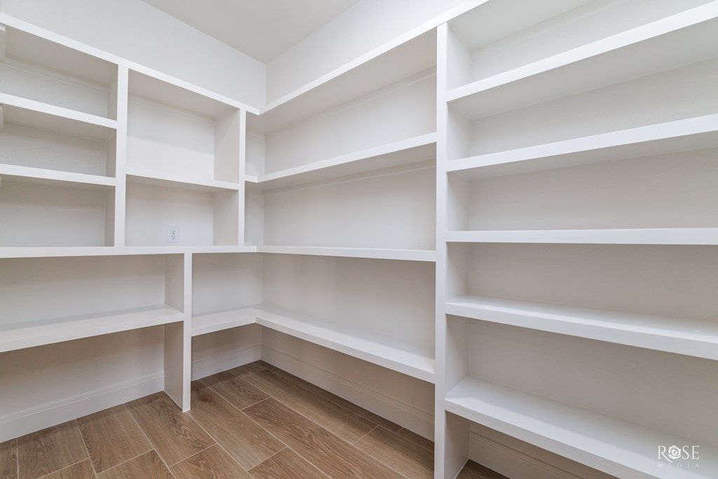 Image 20 of property listing at 2301 Hillside Dr, San Angelo, TX 76904