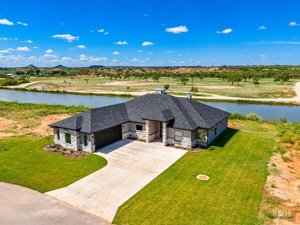 Image 46 of property listing at 2301 Hillside Dr, San Angelo, TX 76904