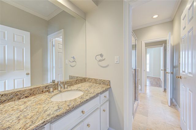 2124 Nantucket Drive A, Houston, TX 77057