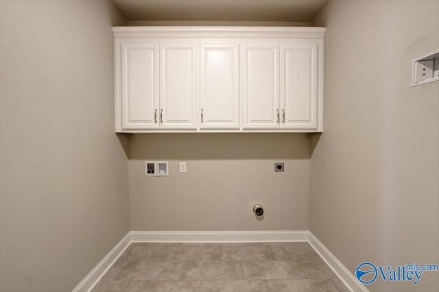 Charleston - A Culross Drive, Athens, AL 35611