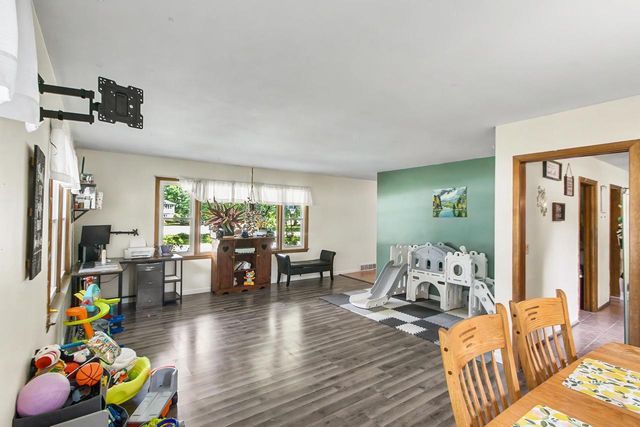 1840 Vista Drive, Beloit, WI 53511