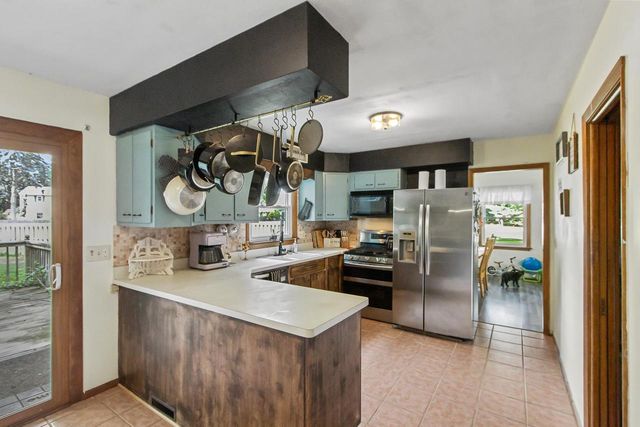 1840 Vista Drive, Beloit, WI 53511