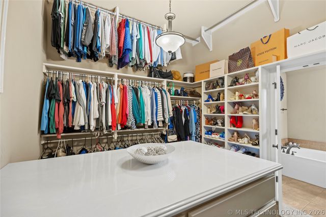 8136 N 68th East Place, Owasso, OK 74055