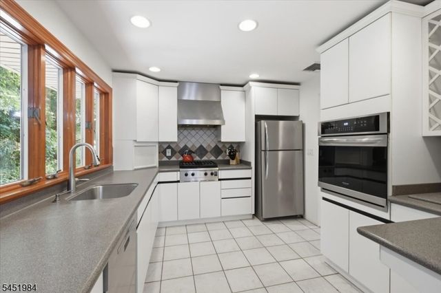 17 Ellsworth Ave, Morris Twp., NJ 07960