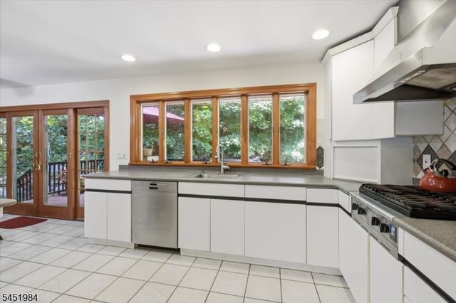 17 Ellsworth Ave, Morris Twp., NJ 07960