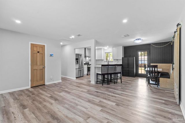 763 N 79th Ave, Pensacola, FL 32506