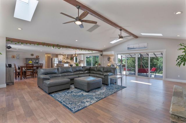 13333 Pioneer Dr, Jackson, CA 95642