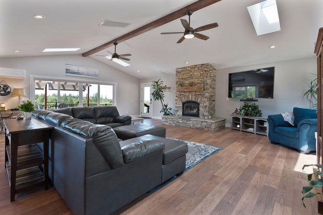 13333 Pioneer Dr, Jackson, CA 95642