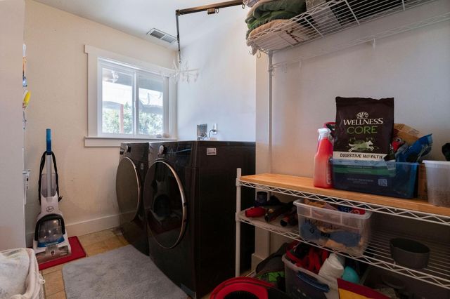 13333 Pioneer Dr, Jackson, CA 95642
