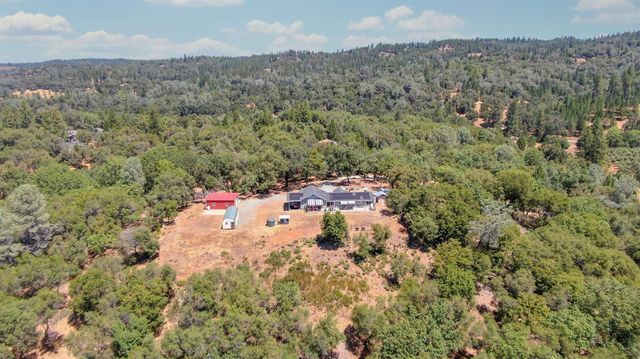 13333 Pioneer Dr, Jackson, CA 95642
