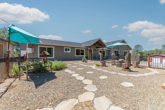 13333 Pioneer Dr, Jackson, CA 95642