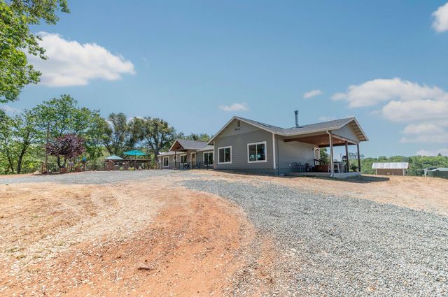 13333 Pioneer Dr, Jackson, CA 95642