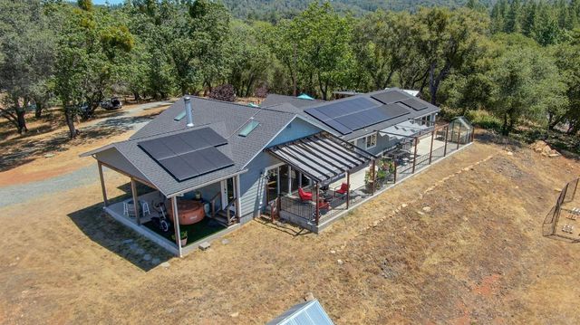 13333 Pioneer Dr, Jackson, CA 95642