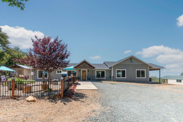 13333 Pioneer Dr, Jackson, CA 95642