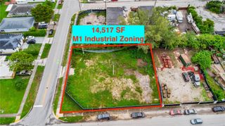 2113 SW 58th Avenue, West Park, FL 33023