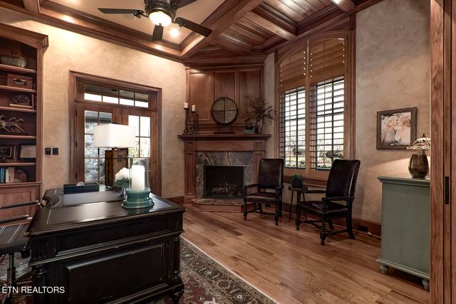 468 Careen Court, Lenoir City, TN 37772