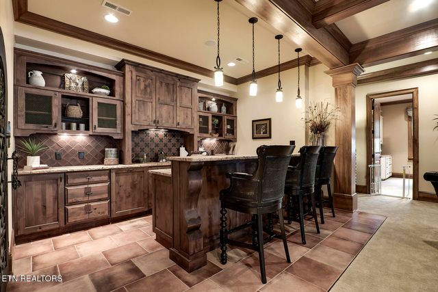 468 Careen Court, Lenoir City, TN 37772