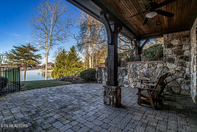 468 Careen Court, Lenoir City, TN 37772