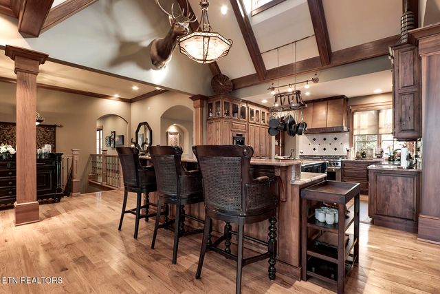 468 Careen Court, Lenoir City, TN 37772