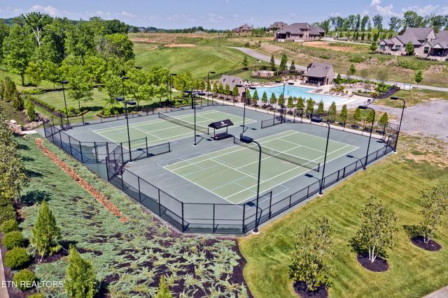 468 Careen Court, Lenoir City, TN 37772