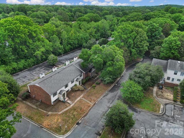 11005 Hunter Trail, Charlotte, NC 28226